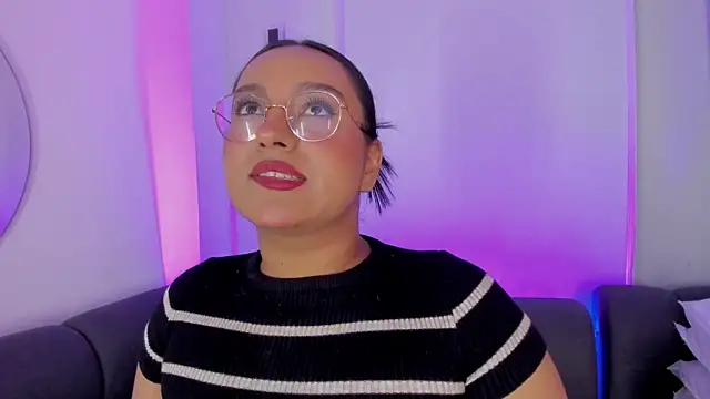 ellamontoya online show from November 12, 2025, 11:32 am