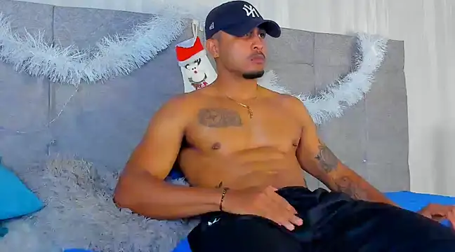 Mateo Reales online show from December 26, 2024, 3:49 am