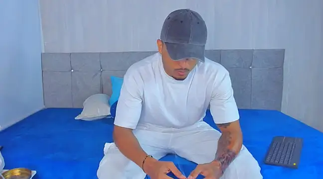 Mateo Reales online show from February 3, 2025, 5:40 am