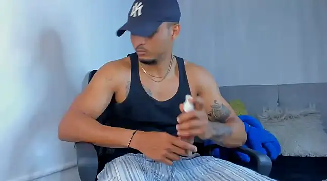 Mateo Reales online show from February 10, 2025, 4:08 am