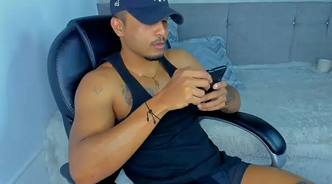 Mateo Reales online show from March 8, 2025, 7:16 am