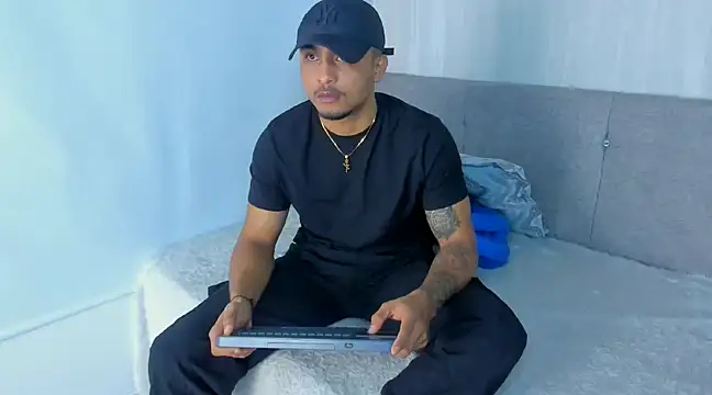 Mateo Reales online show from March 12, 2025, 2:09 am