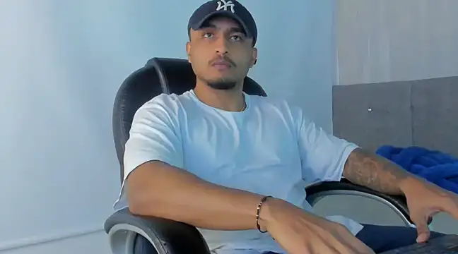 Mateo Reales online show from March 14, 2025, 2:20 am