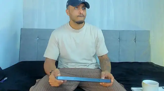 Mateo Reales online show from March 18, 2025, 4:37 am