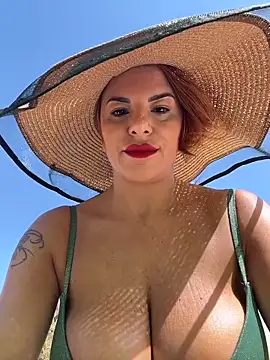 Selvaggia official83 online show from February 22, 2026, 11:53 am