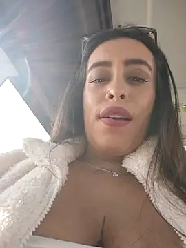 Snapshot of Freyja300 chatting on November 2, 2025, 12:29 pm Freyja300 online show from November 2, 2025, 12:29 pm