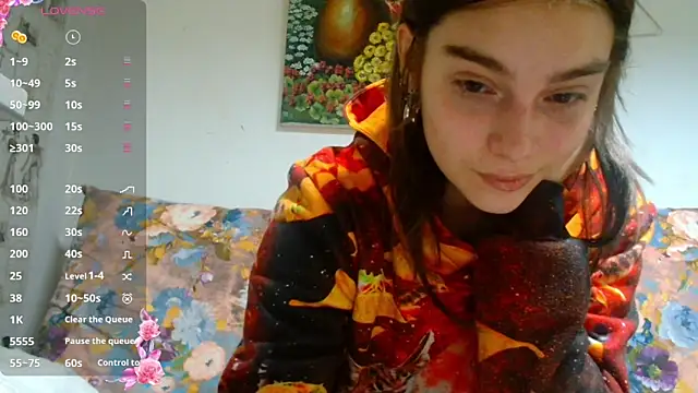 Sophie Bell online show from January 2, 2025, 6:45 pm