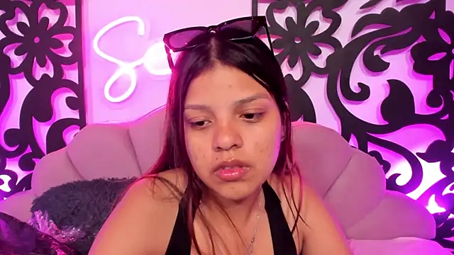 Snapshot of your_little_naughty1 chatting on January 11, 2025, 10:29 am your little naughty1 online show from January 11, 2025, 10:29 am