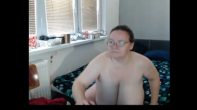 Sweetboobs online show from June 18, 2026, 7:52 am