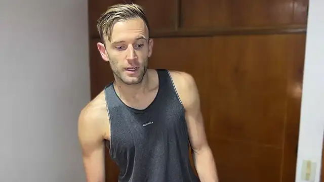 Snapshot of aquilesmade chatting on December 30, 2024, 4:19 pm aquilesmade online show from December 30, 2024, 4:19 pm