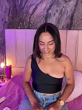 lia sofiia online show from August 3, 2026, 8:57 am
