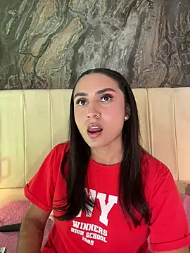 lia sofiia online show from August 7, 2026, 9:22 am