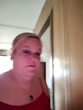 Trans Girl next door420 online show from February 14, 2025, 5:36 pm