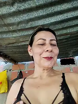 Mia-funny20 online show from December 10, 2024, 7:32 pm