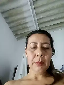 Mia-funny20 online show from December 12, 2024, 11:25 pm