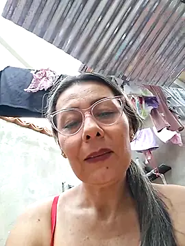 Mia-funny20 online show from January 14, 2026, 8:36 pm