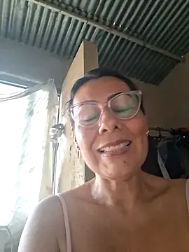 Mia-funny20 online show from March 21, 2026, 8:56 pm