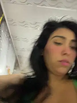 Snapshot of emma__cute__ chatting on October 20, 2025, 10:27 am emma cute online show from October 20, 2025, 10:27 am