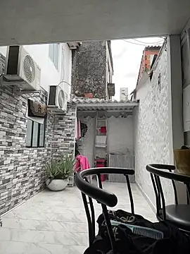 Snapshot of emma__cute__ chatting on October 22, 2025, 11:21 am emma cute online show from October 22, 2025, 11:21 am