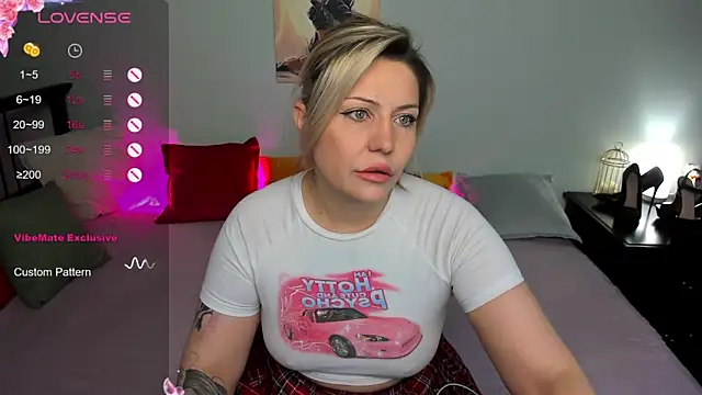 Snapshot of fucking_punishment chatting on February 26, 2025, 12:14 pm fucking punishment online show from February 26, 2025, 12:14 pm