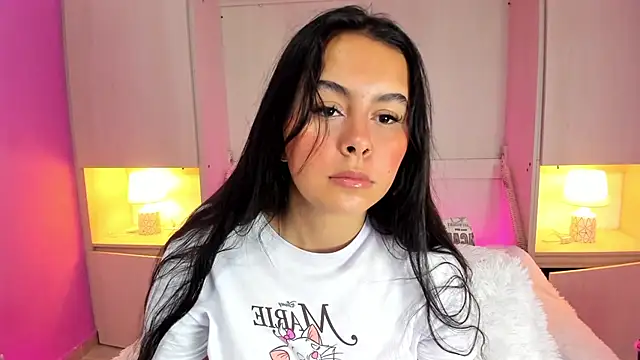 valerymeyerr online show from January 5, 2025, 4:04 am