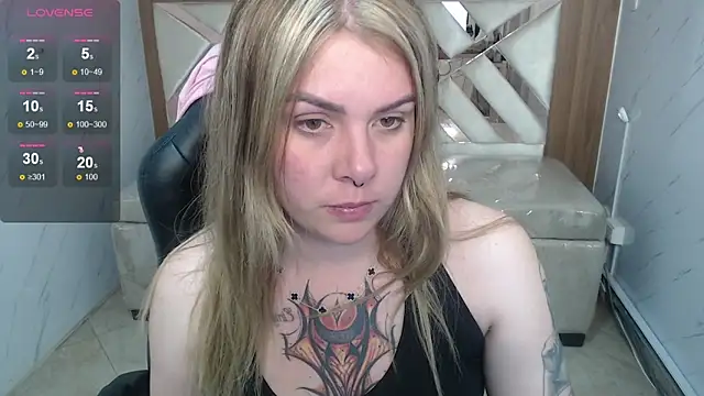 Paula b  online show from May 11, 2026, 12:44 pm