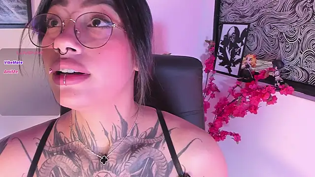 Akari1 Mischief online show from June 14, 2026, 10:12 pm