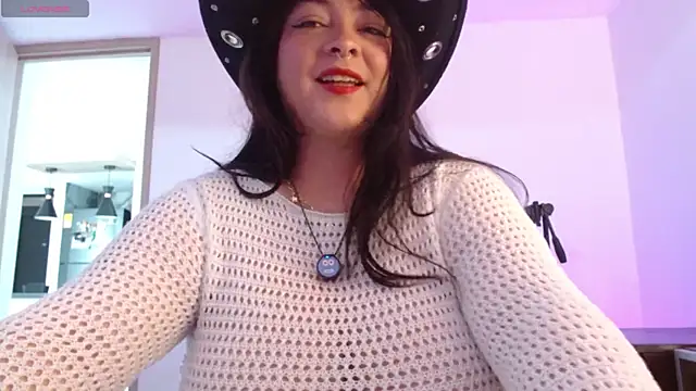 Layna cold online show from April 25, 2026, 5:10 pm