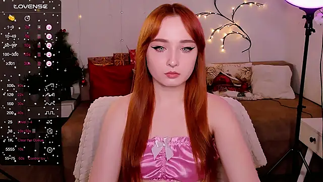 Emma Chery online show from December 23, 2024, 1:35 pm