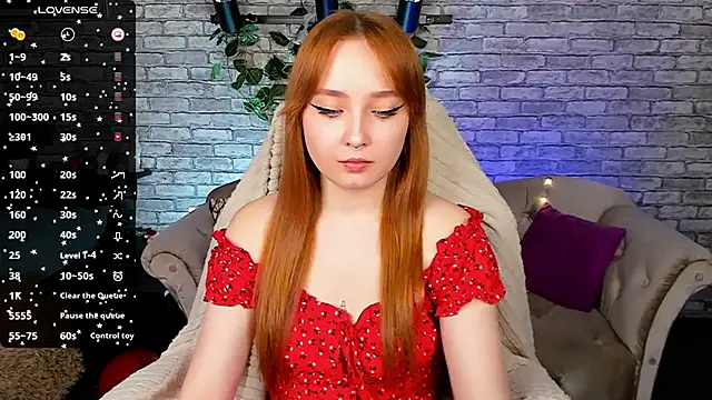 Emma Chery online show from January 18, 2025, 1:40 pm