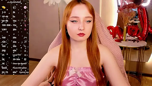 Emma Chery online show from February 6, 2025, 11:43 am