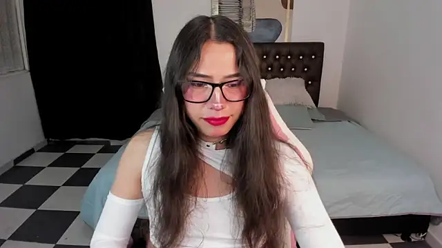paula kawaiifu  online show from December 7, 2024, 5:20 pm