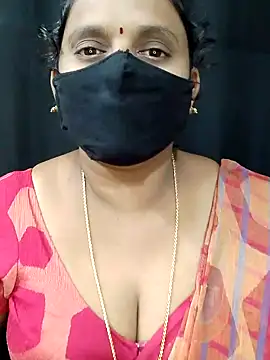 vintage-vibs online show from October 10, 2025, 5:45 pm