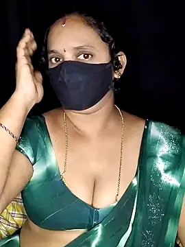 vintage-vibs online show from December 15, 2025, 6:12 pm