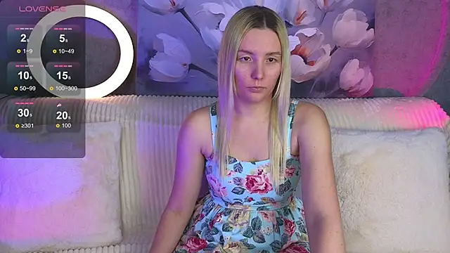 Snapshot of OliviaShepard chatting on January 16, 2025, 11:04 am OliviaShepard online show from January 16, 2025, 11:04 am