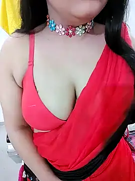 Snapshot of SHUBHI880 chatting on February 12, 2025, 2:43 pm SHUBHI880 online show from February 12, 2025, 2:43 pm