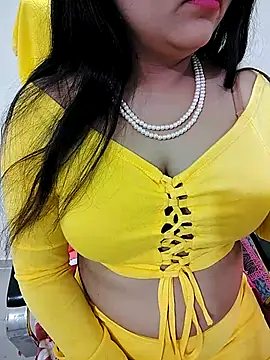 Snapshot of SHUBHI880 chatting on February 14, 2025, 8:21 am SHUBHI880 online show from February 14, 2025, 8:21 am