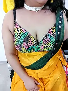 Snapshot of SHUBHI880 chatting on February 19, 2025, 4:22 pm SHUBHI880 online show from February 19, 2025, 4:22 pm