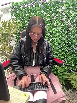 Isabella 21x online show from January 17, 2025, 12:31 pm