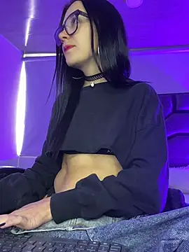 Isabella 21x online show from June 25, 2026, 12:53 pm
