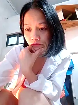 Snapshot of Aninyin22 chatting on January 16, 2025, 6:56 am Aninyin22 online show from January 16, 2025, 6:56 am