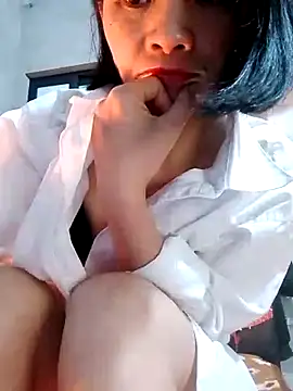 Snapshot of Aninyin22 chatting on January 17, 2025, 6:57 am Aninyin22 online show from January 17, 2025, 6:57 am