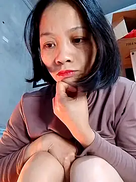 Snapshot of Aninyin22 chatting on January 26, 2025, 5:56 am Aninyin22 online show from January 26, 2025, 5:56 am