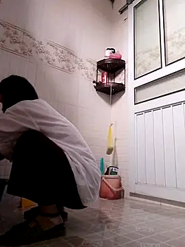 Snapshot of Aninyin22 chatting on February 17, 2025, 2:42 am Aninyin22 online show from February 17, 2025, 2:42 am