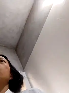 Snapshot of Aninyin22 chatting on March 11, 2025, 7:04 am Aninyin22 online show from March 11, 2025, 7:04 am