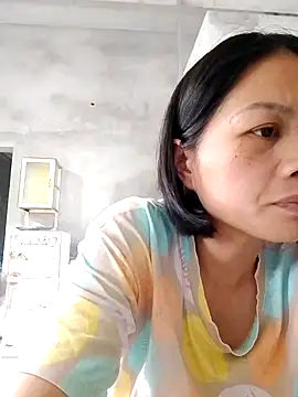 Snapshot of Aninyin22 chatting on March 14, 2025, 6:53 am Aninyin22 online show from March 14, 2025, 6:53 am