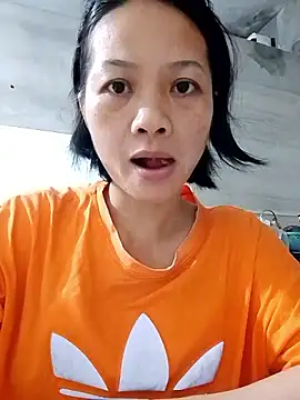 Snapshot of Aninyin22 chatting on October 7, 2025, 11:57 pm Aninyin22 online show from October 7, 2025, 11:57 pm