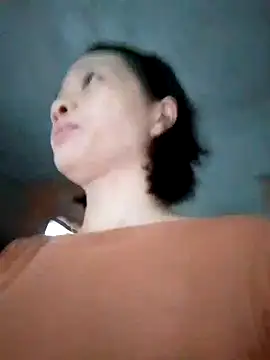 Snapshot of Aninyin22 chatting on October 30, 2025, 12:56 am Aninyin22 online show from October 30, 2025, 12:56 am