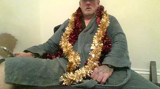 oldenglishguy online show from December 25, 2024, 6:31 am