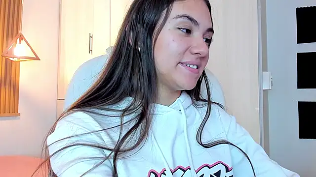 Snapshot of mia_nevaeh chatting on January 30, 2025, 7:59 pm mia nevaeh online show from January 30, 2025, 7:59 pm